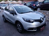Usata Renault Captur 90 CV (66 kW) 2015 Grigio SUV
