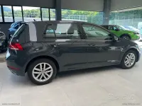 Usata VW Golf VII Sport 116 CV (85 kW) 2019 Grigio Berlina