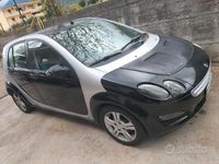 Usata Smart ForFour 75 CV (55 kW) 2004 Nero Utilitaria
