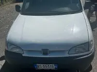 Usata Peugeot Partner 90 CV (66 kW) 2002 Bianco Monovolume