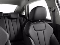 Usata Audi A4 S-Line 150 CV (110 kW) 2024 Verde metallizzato Berlina