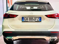 Usata Mercedes GLA200 150 CV (110 kW) 2021 Bianco SUV