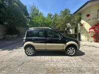 Usata Fiat Panda 4x4 Cross 69 CV (50 kW) 2008 Nero Utilitaria
