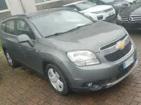 Usata Chevrolet Orlando 163 CV (119 kW) 2010 Grigio Monovolume