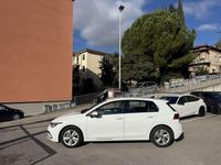 Usata VW Golf VIII Life 131 CV (96 kW) 2021 Bianco Berlina