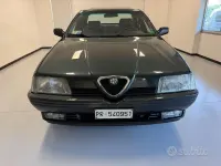 Usata Alfa Romeo 164 145 CV (106 kW) 1989 Verde Berlina