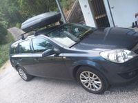 Usata Opel Astra 2009 Blu Station wagon
