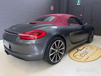 Usata Porsche Boxster 265 CV (194 kW) 2012 Grigio agata Cabrio