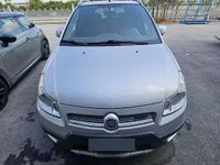 Usata Fiat Sedici 135 CV (99 kW) 2011 Grigio SUV