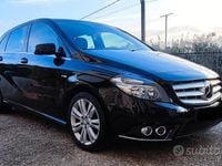 Usata Mercedes B180 Executive 122 CV (89 kW) 2012 Nero Monovolume