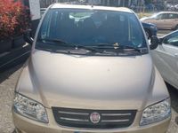 Usata Fiat Multipla 120 CV (88 kW) 2009 Giallo Monovolume