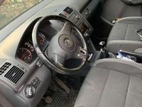 Usata VW Touran Trendline 105 CV (77 kW) 2011 Nero Monovolume