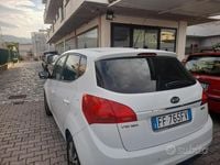 Usata Kia Venga 90 CV (66 kW) 2016 Bianco Utilitaria