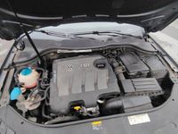 Usata VW Passat 105 CV (77 kW) 2013 Blu Station wagon