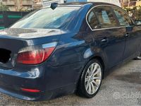 Usata BMW 530 218 CV (160 kW) 2003 Blu Berlina
