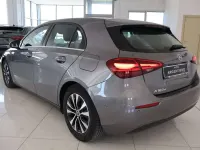 Usata Mercedes A180 Advanced 116 CV (85 kW) 2023 Rosso Berlina