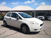 Usata Fiat Grande Punto 69 CV (50 kW) 2012 Bianco Utilitaria