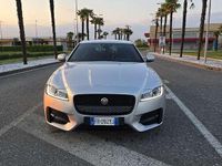 Usata Jaguar XF Portfolio 241 CV (177 kW) 2018 Grigio Berlina