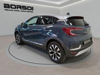 Usata Renault Captur Techno 101 CV (74 kW) 2023 Bic. blu marine/tetto grigio SUV