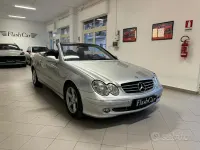 Usata Mercedes CLK200 163 CV (119 kW) 2003 Grigio Cabrio