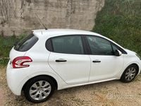Usata Peugeot 208 Access 68 CV (50 kW) 2012 Bianco Utilitaria