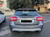 Usata Mercedes GLA180 Executive 109 CV (80 kW) 2015 Grigio SUV