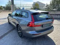 Usata Volvo V60 Business Edition 150 CV (110 kW) 2019 Grigio Station wagon
