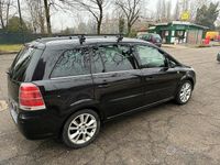 Usata Opel Zafira Cosmo 120 CV (88 kW) 2007 Nero Monovolume