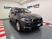 Begagnad BMW X5 Luxury Line 218 HK (160 kW) 2015 Grå SUV