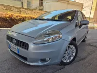 Usata Fiat Grande Punto 90 CV (66 kW) 2008 Grigio Utilitaria