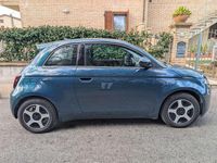 Usata Fiat 500e Passion 86 kW (118 CV) 2021 Blu/azzurro Utilitaria