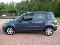 Usata Mazda 2 Style 68 CV (50 kW) 2007 Grigio Utilitaria
