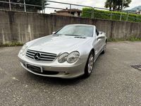 Usata Mercedes SL500 306 CV (225 kW) 2002 Argento Cabrio