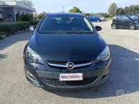 Usata Opel Astra Cosmo 110 CV (80 kW) 2014 Nero Station wagon