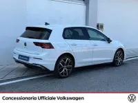 Usata VW Golf VIII 204 CV (150 kW) 2024 Bianco Utilitaria