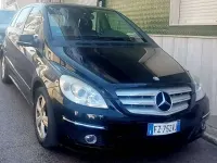 Usata Mercedes B200 140 CV (102 kW) 2009 Nero Monovolume
