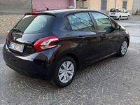 Usata Peugeot 208 82 CV (60 kW) 2014 Blu Utilitaria