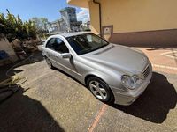 Usata Mercedes C220 Avantgarde 150 CV (110 kW) 2004 Berlina