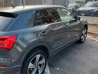 Usata Audi Q2 116 CV (85 kW) 2017 Grigio SUV