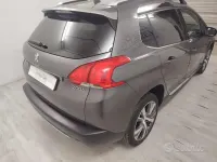Usata Peugeot 2008 Allure 99 CV (72 kW) 2015 Grigio SUV