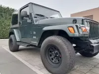 Usata Jeep Wrangler Sport 177 CV (130 kW) 2003 Verde SUV