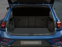Nuova VW T-Roc Style 150 CV (110 kW) 2025 Ravenna blue metallizzato nero SUV
