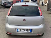 Usata Fiat Punto Evo Active 77 CV (56 kW) 2015 Argento Utilitaria
