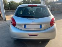 usata Peugeot 208 1.4 HDi 68 CV 5 porte Allure