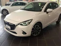 Usata Mazda 2 Exceed 90 CV (66 kW) 2017 Bianco Utilitaria