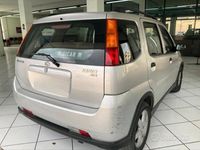 Usata Suzuki Ignis 99 CV (72 kW) 2004 Argento Utilitaria