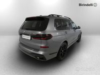 Begagnad BMW X7 Comfort Edition 352 HK (258 kW) 2025 Grå SUV