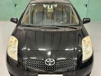 Usata Toyota Yaris Sol 87 CV (63 kW) 2007 Nero Utilitaria
