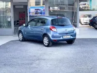 Usata Renault Clio II 75 CV (55 kW) 2010 Blu Berlina