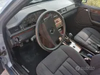 Usata Mercedes 200 109 CV (80 kW) 1991 Berlina